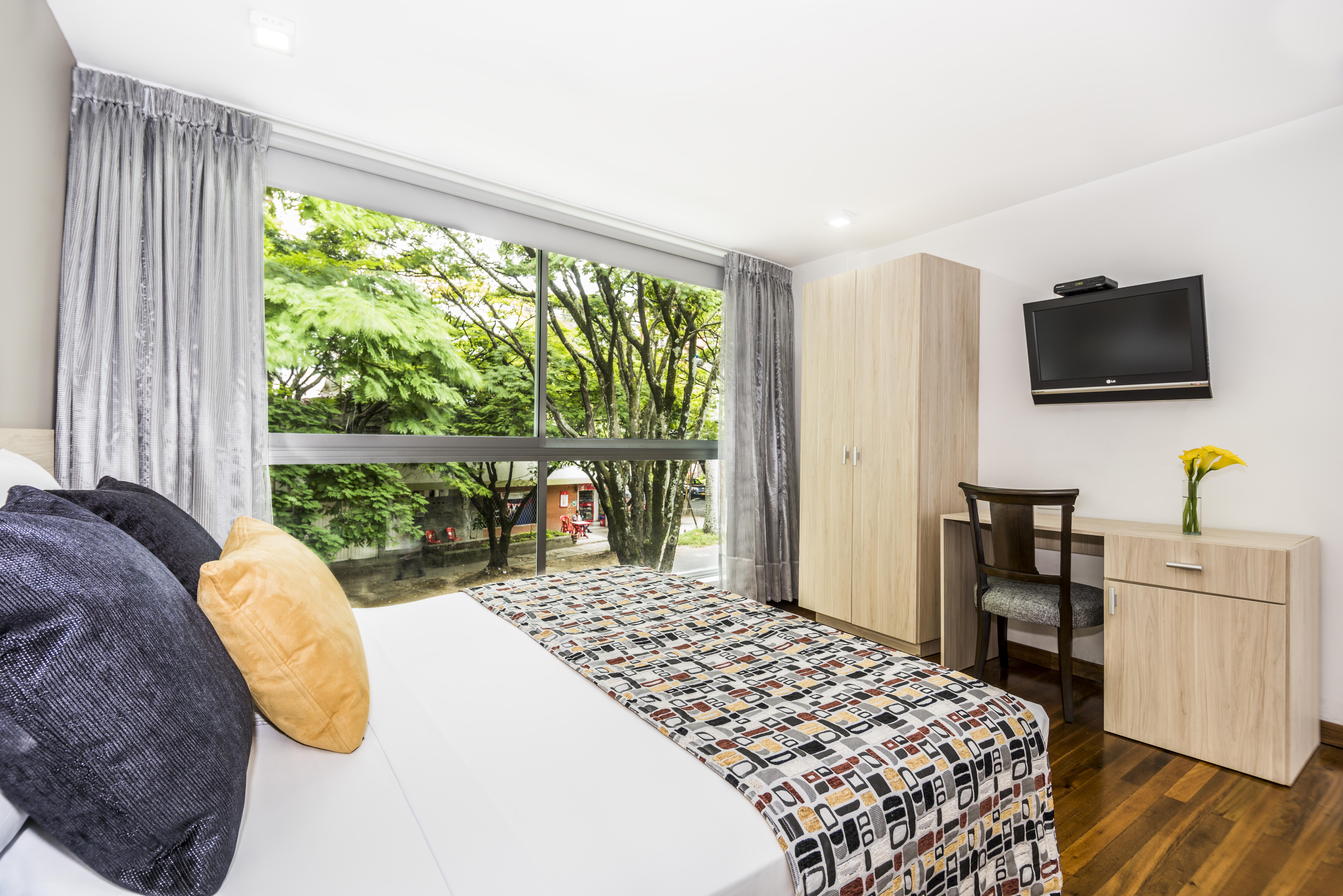 Hotel Asturias Medellin Bagian luar foto