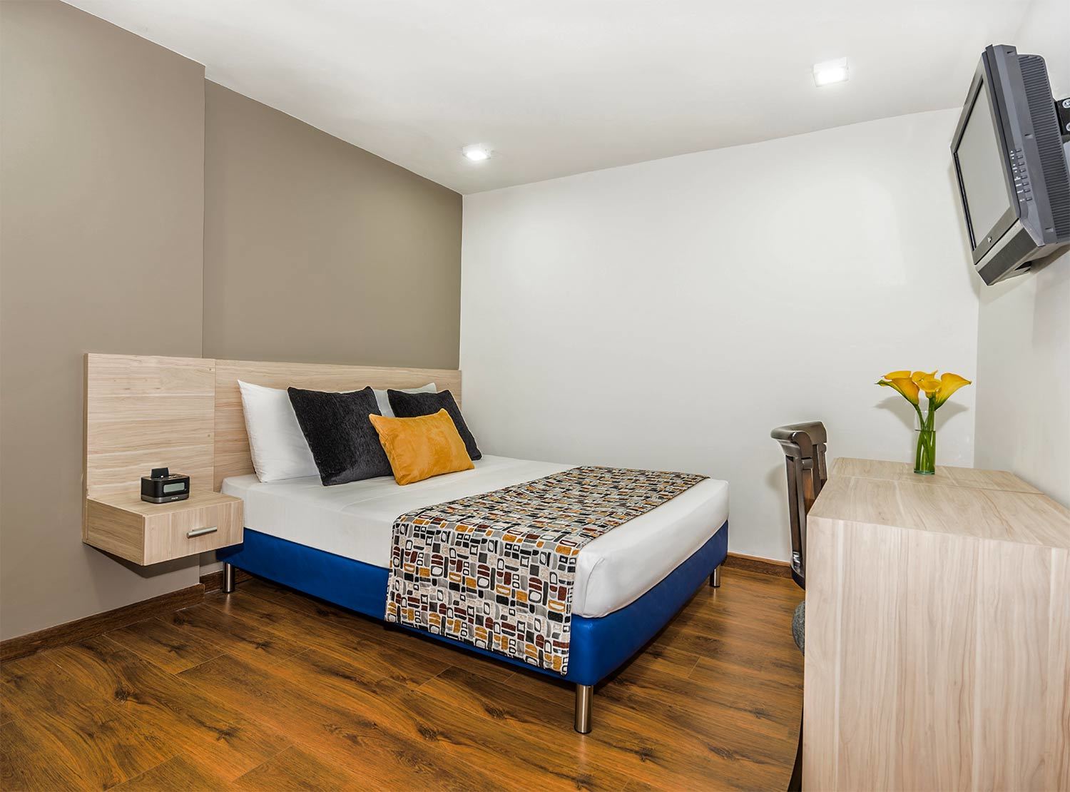 Hotel Asturias Medellin Bagian luar foto