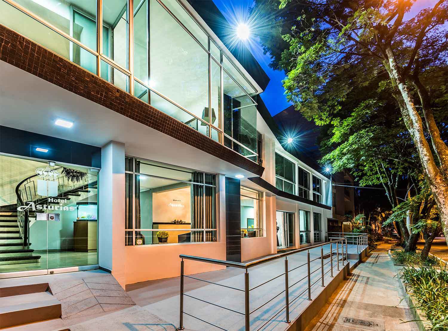 Hotel Asturias Medellin Bagian luar foto